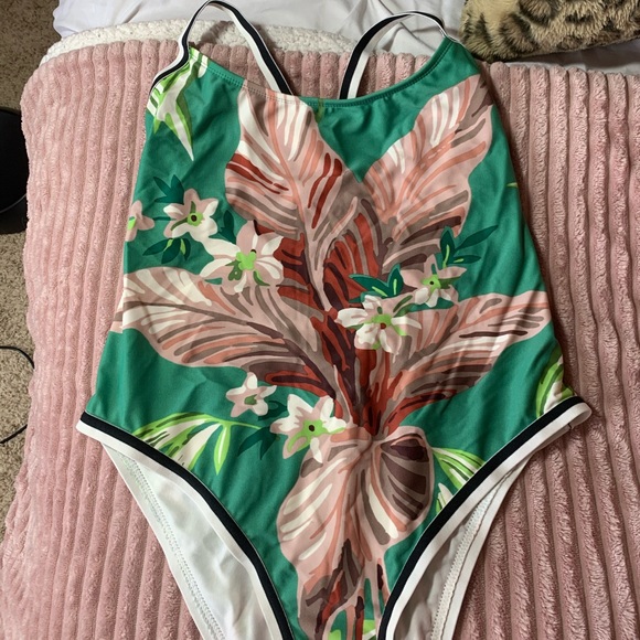 Cute One Piece Swimsuit - Picture 1 of 3